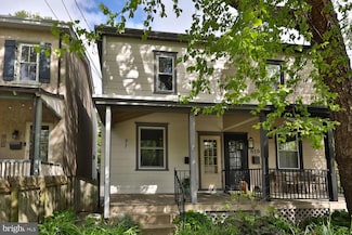 817 E Southampton Ave, Glenside, PA 19038