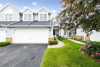 31 Yacht Club Dr, Canandaigua, NY 14424