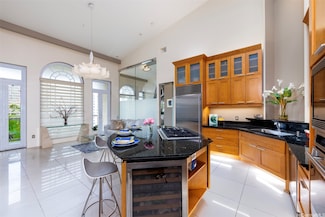 427 Launiu St Unit 603, Honolulu, HI 96815