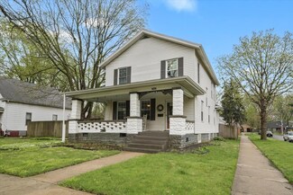 609 W Columbia Ave, Champaign, IL 61820