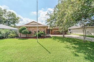 9746 Dover Hill Rd, La Porte, TX 77571