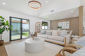 7352 Elmhurst Place, Goleta, CA 93117