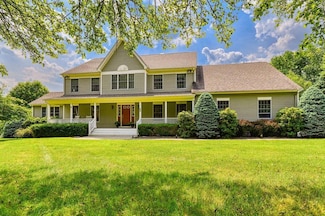 21 Crystal Farm Rd, Warwick, NY 10990