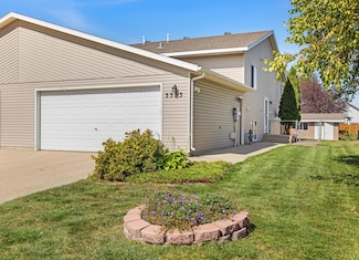 3353 30th Ave S, Fargo, ND 58103