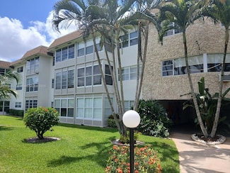 4805 NW 35th St Unit 610, Lauderdale Lakes, FL 33319