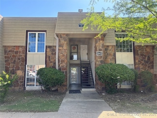 4313 E 68th St Unit 518-C, Tulsa, OK 74136