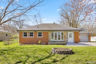 12240 Pardee Rd, Taylor, MI 48180