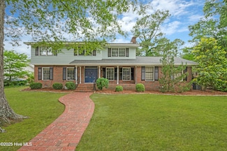 102 Lord Ashley Dr, Greenville, NC 27858
