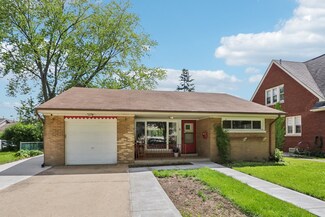107 N Lancaster St, Mount Prospect, IL 60056