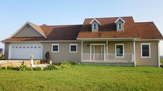 1736 Halverson Rd, Lansing, IA 52151