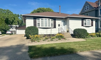 411 1st Ave, Ottawa, IL 61350