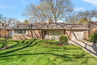 8350 Baring Ave, Munster, IN 46321