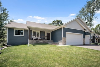 1752 209th Ave NE, Cedar, MN 55011