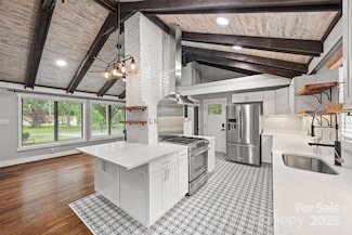 605 Cobb St, Lowell, NC 28098