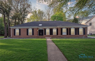5258 Coldstream Rd, Toledo, OH 43623
