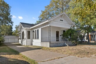 208 Summit St, Schulenburg, TX 78956