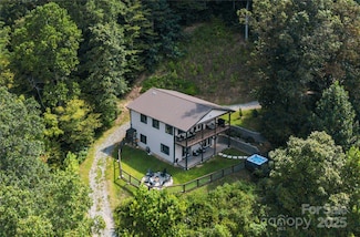 75 N Coyote Springs Farm Rd, Leicester, NC 28748