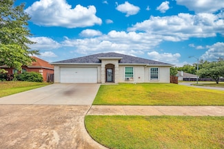 500 Dustin St, Saginaw, TX 76179