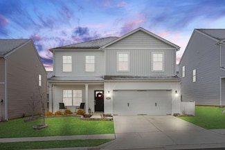 214 Sandburg Dr, Lithopolis, OH 43136