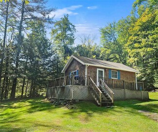 77 Fornuto Rd, Wardsboro, VT 05355