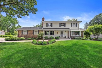 6500 S 121st St, Franklin, WI 53132