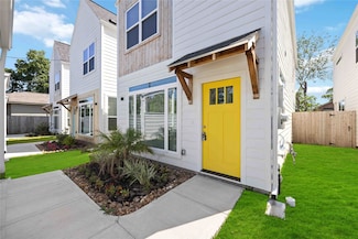 8016 Willow St Unit B, Houston, TX 77088
