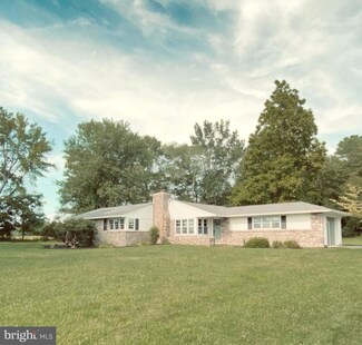 937 Manatawny Rd, Boyertown, PA 19512