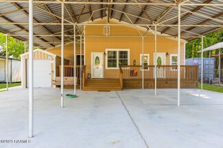 1025 Jean Lafitte St, Breaux Bridge, LA 70517