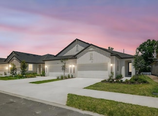 3737 Nandina Cir, Sun City Center, FL 33573