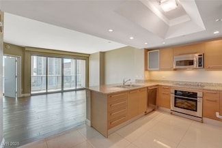 222 Karen Ave Unit 1705, Las Vegas, NV 89109