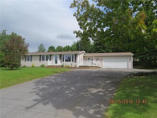 339 Frenchville Rd, Fort Kent, ME 04743