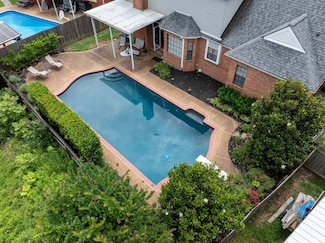 6760 Stonetrace Dr, Memphis, TN 38135