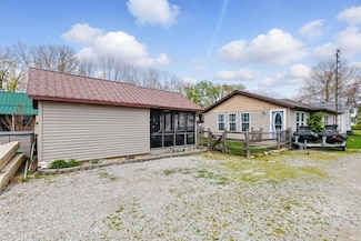 60 Ems B12 Ln, Pierceton, IN 46562