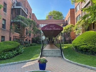 1015 Old Post Rd Unit MM, Mamaroneck, NY 10543