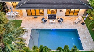 2205 Manatee Dr, Fort Lauderdale, FL 33316
