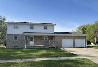 504 E Phillip Ave, Norfolk, NE 68701
