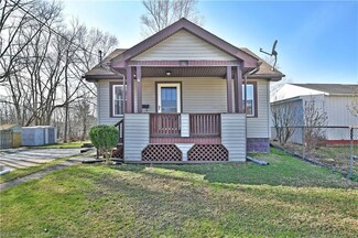 48 Hyde Ave, Niles, OH 44446