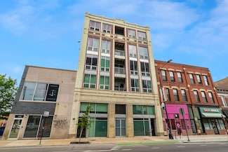 1927 N Milwaukee Ave Unit 202, Chicago, IL 60647