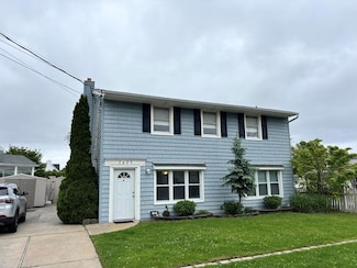 2425 Jackson Ave, Seaford, NY 11783