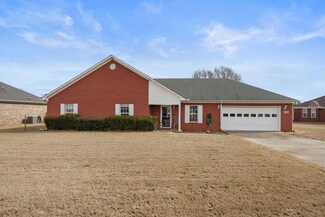17302 Jameson Dr, Harvest, AL 35749
