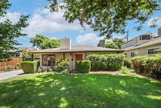 1008 D St, Davis, CA 95616