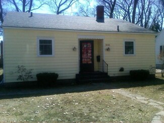 1641 Winchester Dr, Muskegon, MI 49441