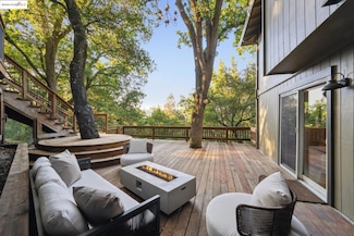3721 Highland Ct, Lafayette, CA 94549