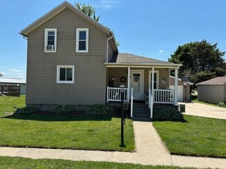 108 Main St, Kings, IL 61068