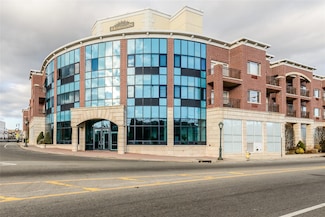 130 Post Ave Unit 316, Westbury, NY 11590