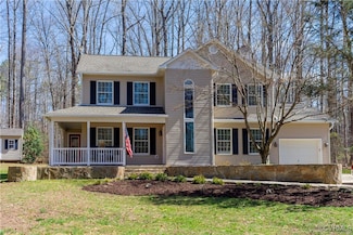 11523 Red Rock Ln, Bumpass, VA 23024