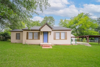 2812 Bernice St, Gladewater, TX 75647