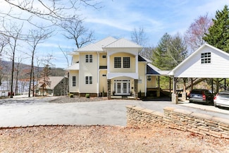 30 Berrong Dr, Hayesville, NC 28904