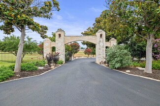 203 Senisa Dr, Buchanan Dam, TX 78609