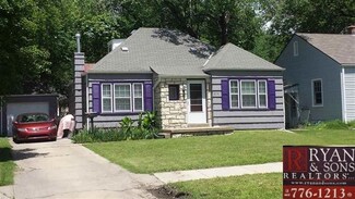 814 Bertrand St, Manhattan, KS 66502
